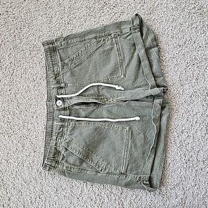American Eagle stretch cargo Jean shorts
